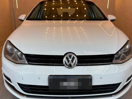 VOLKSWAGEN GOLF 1.4 TSI HIGHLINE 16V GASOLINA 4P AUTOMÁTICO VOLKSWAGEN GOLF 1.4 TSI HIGHLINE 16V GASOLINA 4P AUTOMÁTICO